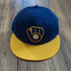 Milwaukee Brewers Baseball cap. 6.5" 52cm baseball hat. MLB hat. New Era